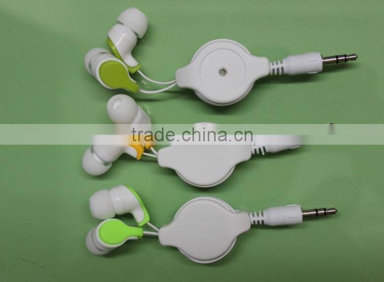 Promotional erphone&earbud with retractable cord for iphone customized logo