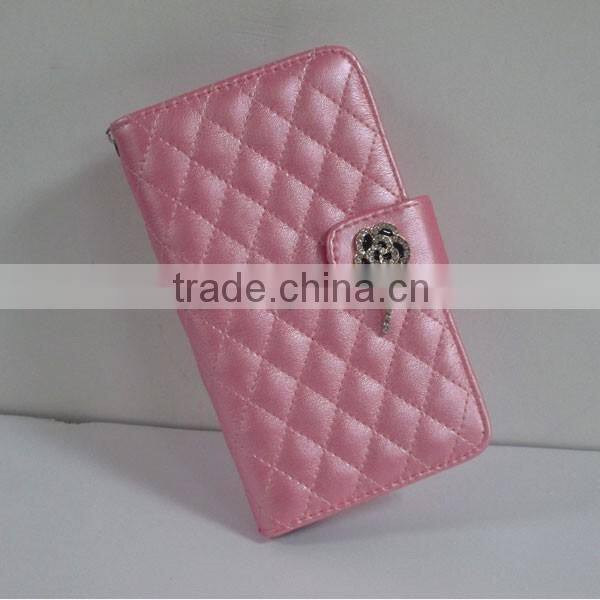 Flip Quilted Case for LG Optimus L9 ii D605 with Chain Wristlet