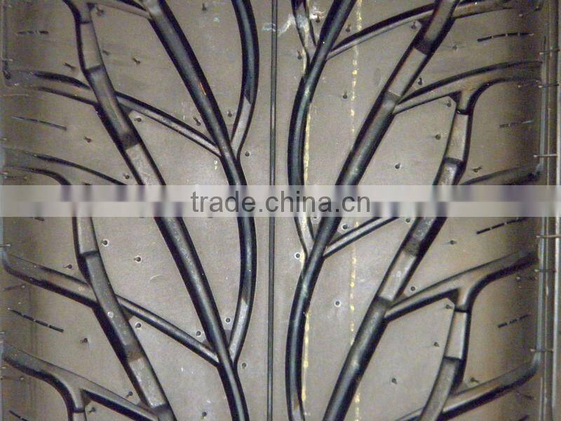 Perfect tractive performance automobile tires for cars with low resistance