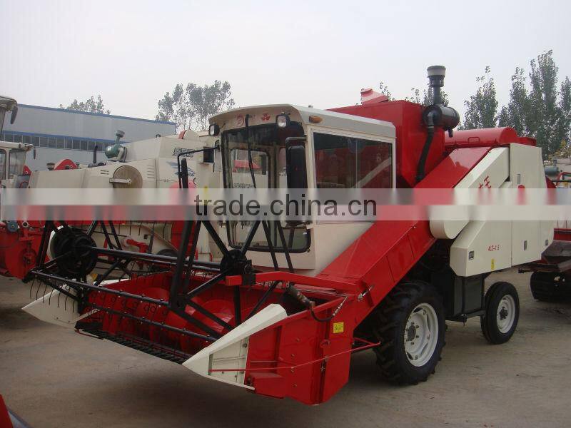 4LZ-1.5 wheel type mini wheat combine harvester