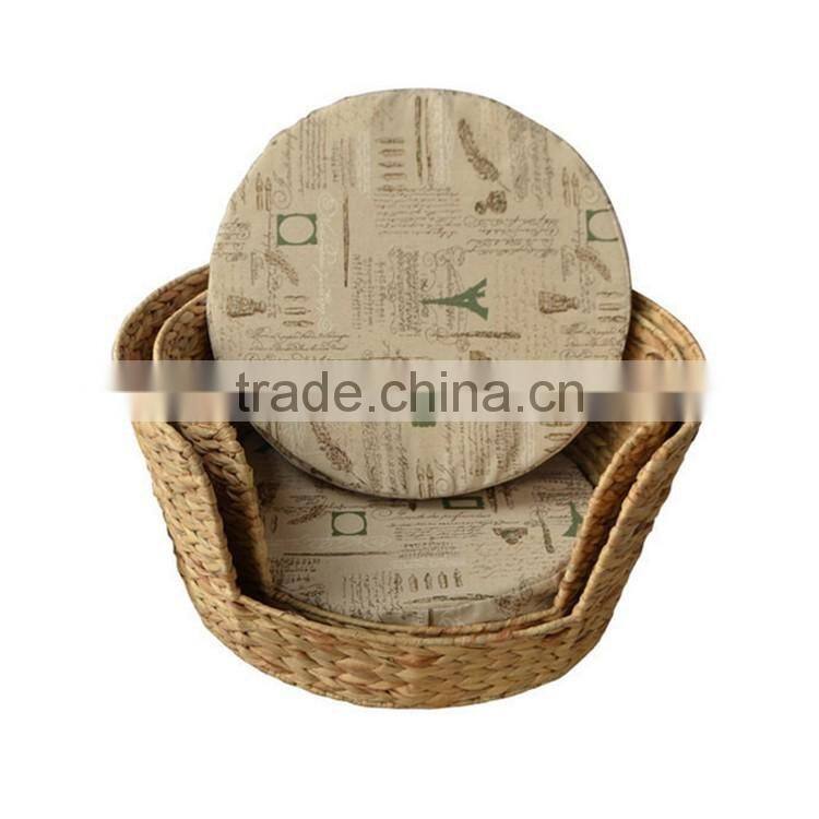 Wholesale dog supply multi designs natrual straw woven bed for dog