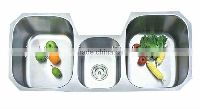 Triple bowl kitchen sink