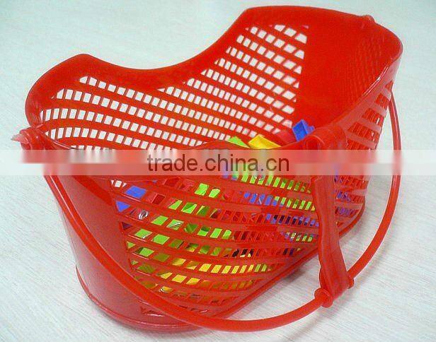 New mini laundry basket with clothes clips