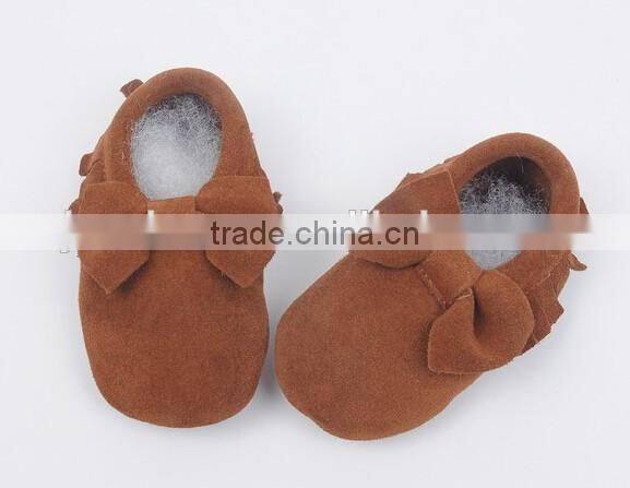 Classic design 100% suede baby moccasins with bow, bow moccains for baby