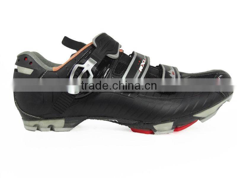 2014 Latest Style Professional Carbon Fiber MTB Shoes China