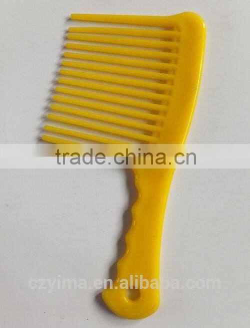 Plastic horse mane & tail comb for grooming