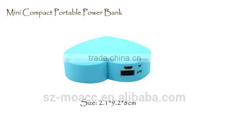 Gift Heart Shape smart power bank 4400mAh