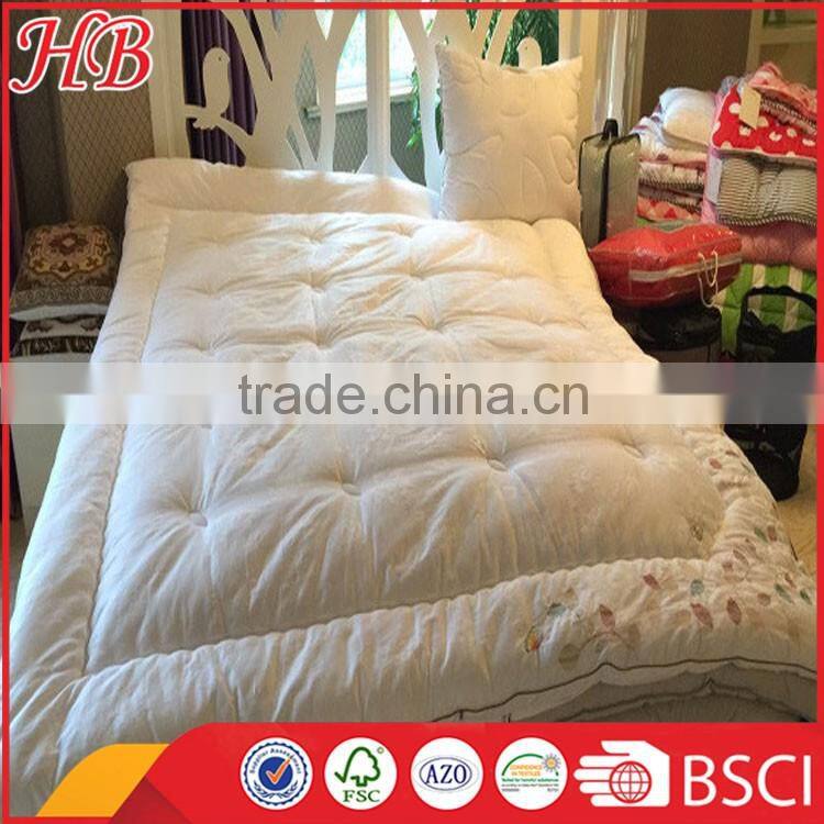 2016 Fashion Design ,100% polyester Full Size High Quality service, Low MOQ Different Style plain stitching quilt