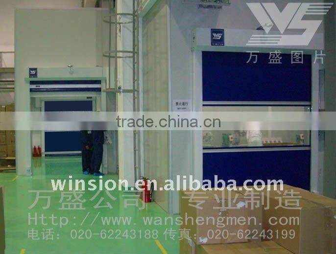 Automatic warehouse door