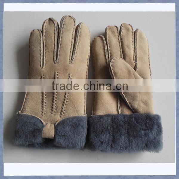 Wholesale Custom Green Fur Gloves and Mittens For Women