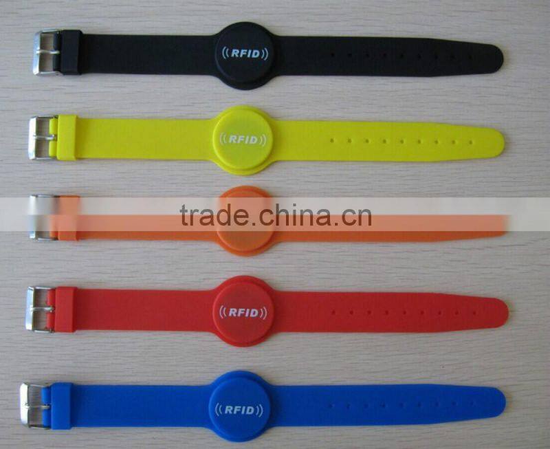 High quality NFC bracelets, Silicone Waterproof NFC bracelets with long read distance