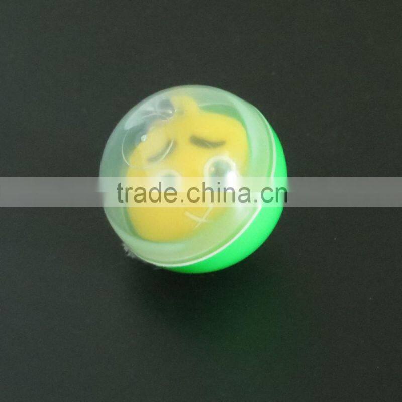 Promotional Small Key ring Smile Cute PVC Key chain in Plastic Egg Decoration