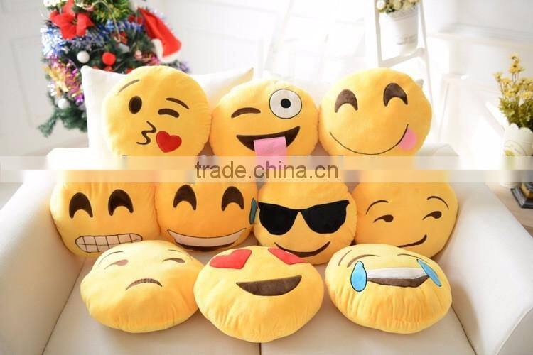 Free size indoor emoji slippers/plush emoji shoes/ Soft slippers plush for Man and Women