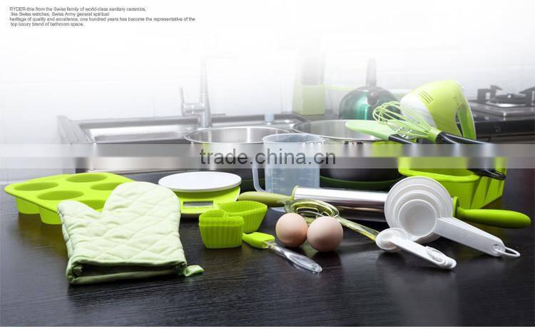 Traditional big size bakeware mold silicone cake pan