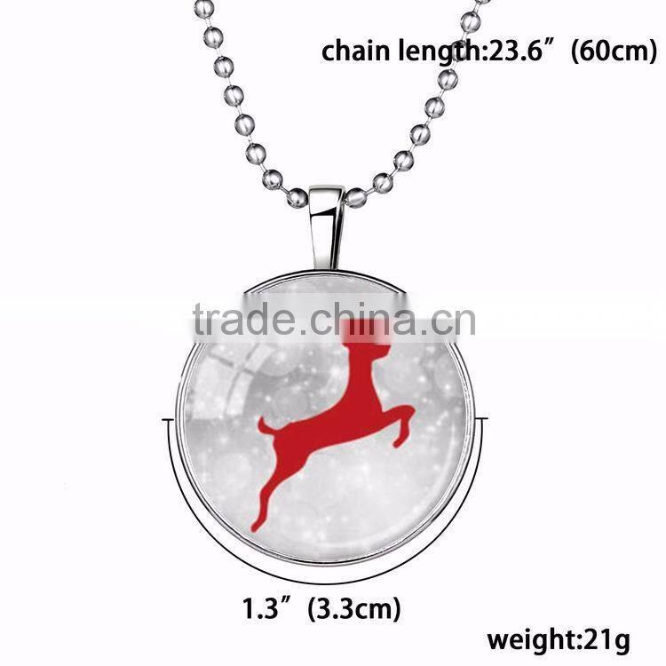 2016 luminous winter new fashion silver chain sweater jewelry Animal pictures pendant Christmas glow elk necklaces