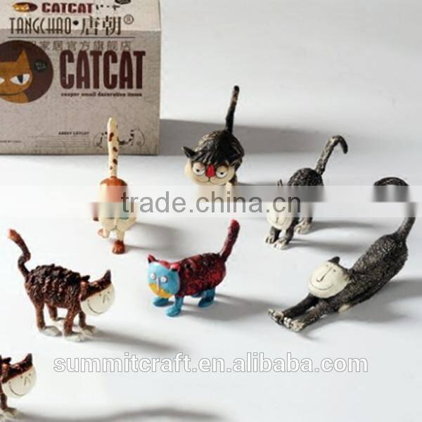 Antique animal movie cartoon mini dog figurine