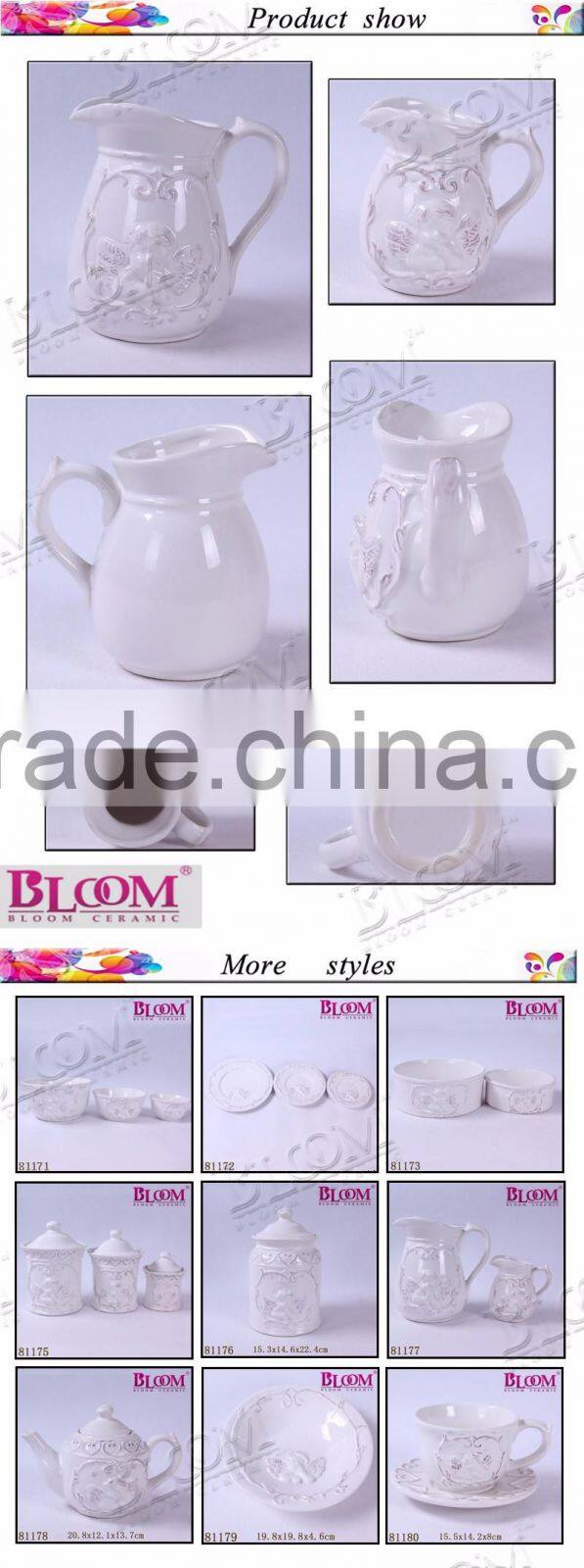 High quality custom white glaze ceramic water jug