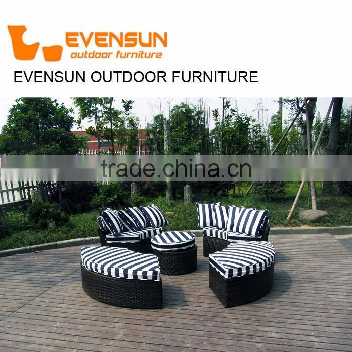 Sun Lounger Specific Use and Modern Appearance outdoor rattan sunbed