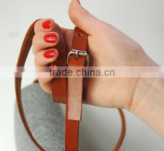 Medium size felt messenger bag with leather shoulder belt(TM-FT-019)