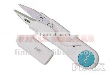 Superior Plastic Handle Thread Cutter