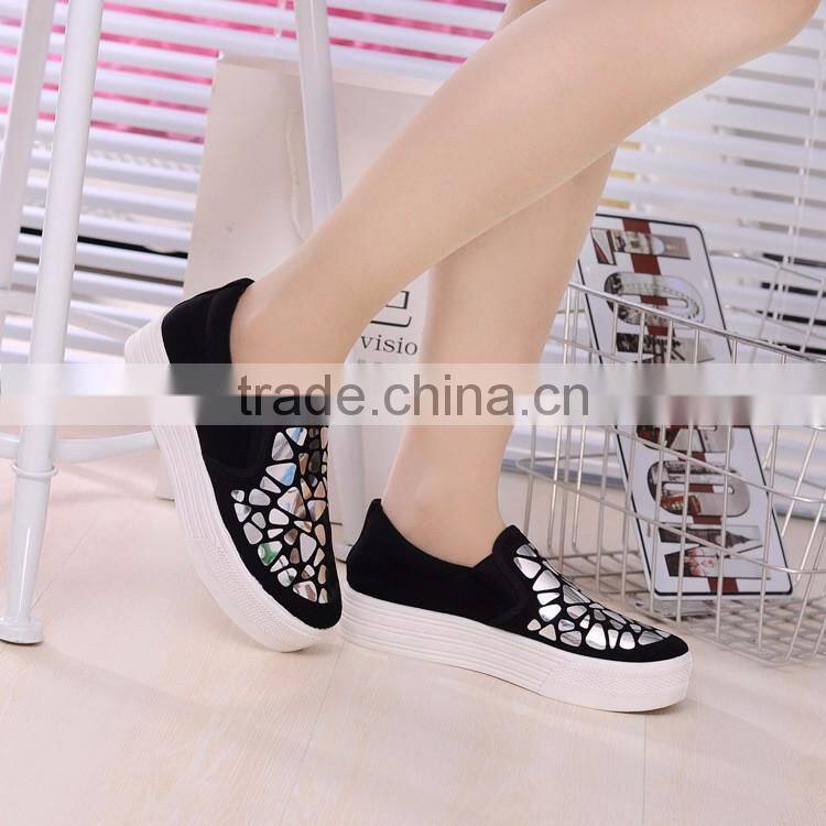 China shoe factory low price canvas shoe women trainers 2017