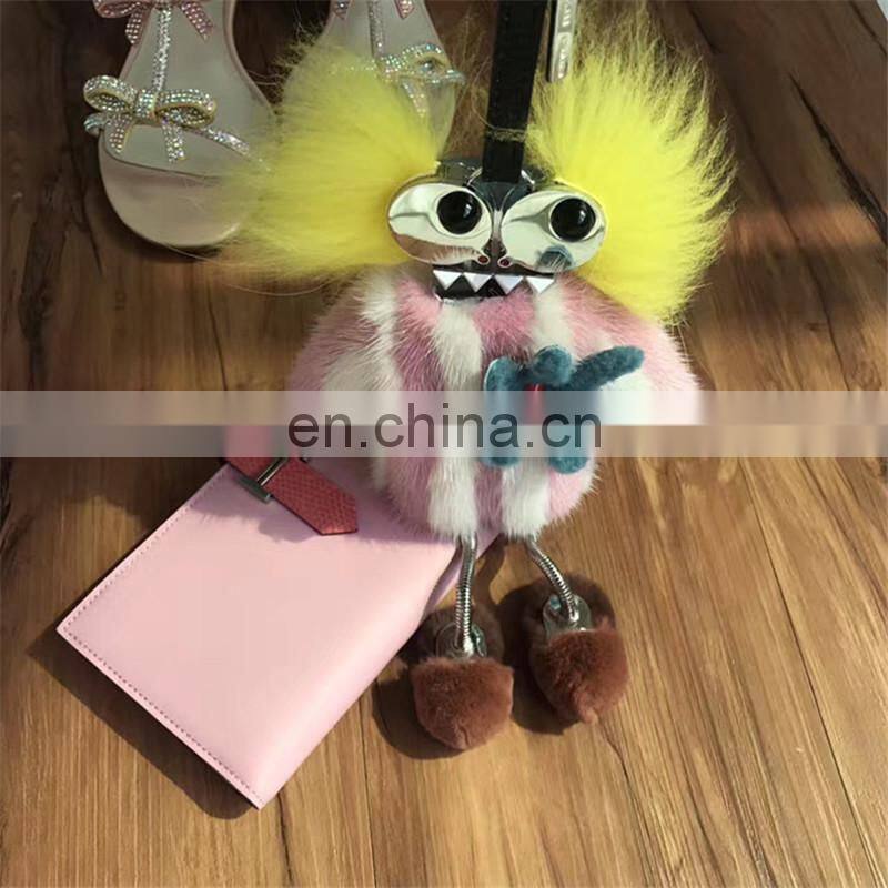 2016 New Fashion Luxury Robot Keychain / Car Accessory or Gift Bag Charm Robot Mink Fur Keychain