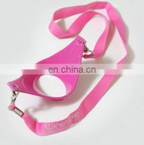 Fashion wine glass holder lanyard for sale with safety clip