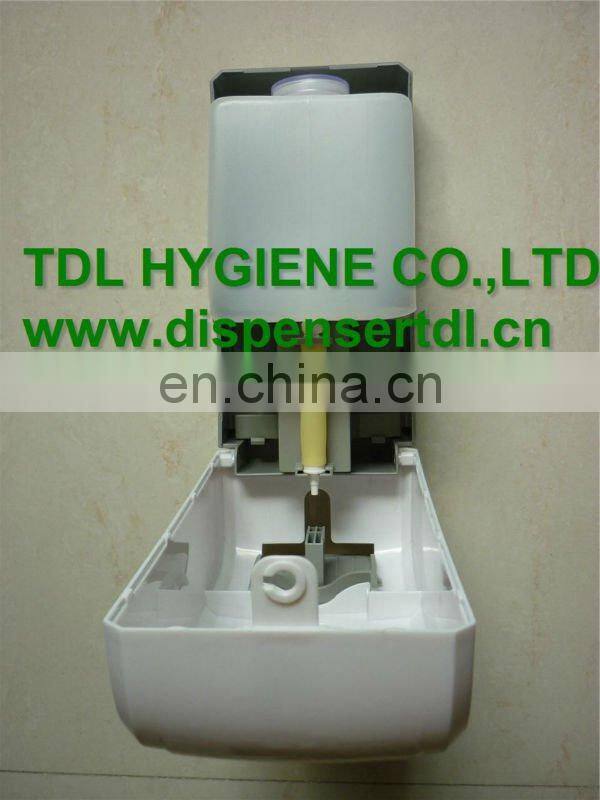 alcohol dispenser bottle