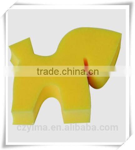 wooden back horse body brush with nylon strap for horse grooming