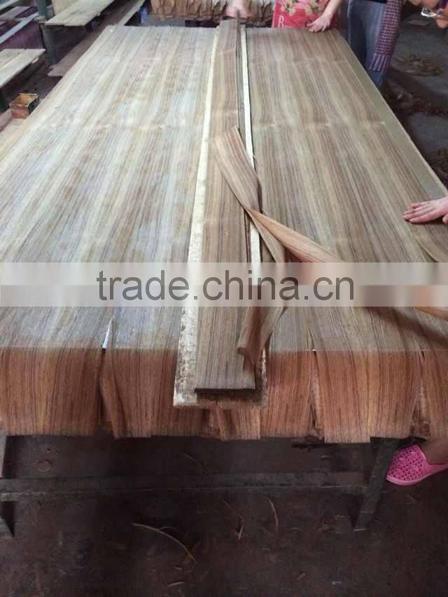 4x8 Natural ( Black Wlanut) Veneer Plywood From China