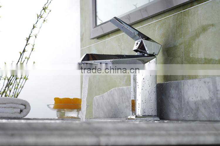 luxury single handle brass basin faucet