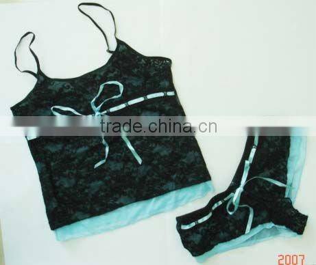 lace decorated black underwear for women