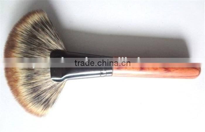 Beauty Tools Sweeping Fan Brush Bristle Hair Large Powder Brush