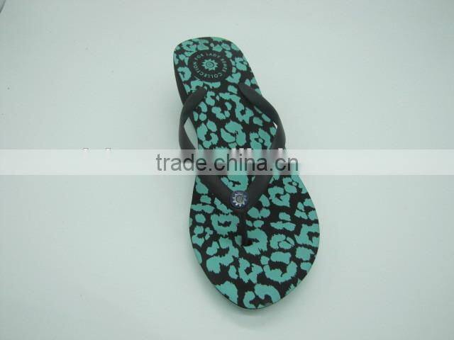 New design 2015 wholesale summer women wedge flip flop