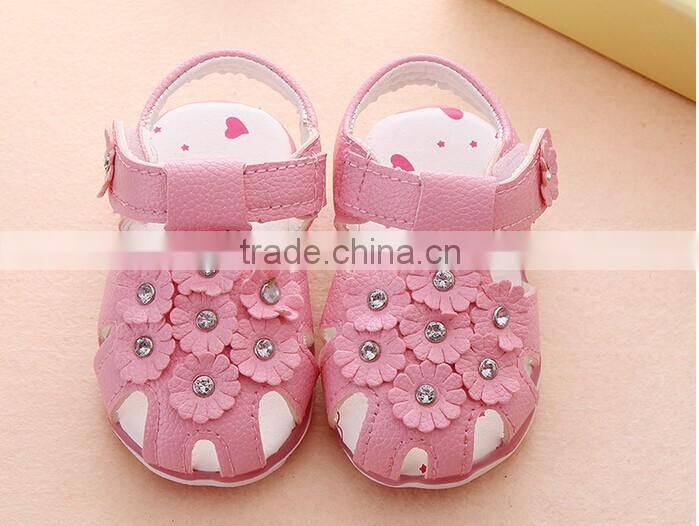 Wholesale flower soft sole baby leather shoes sandals