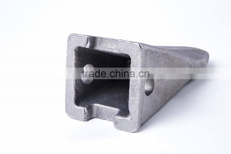 forged construction machinery components bucket teeth and adapter DH220