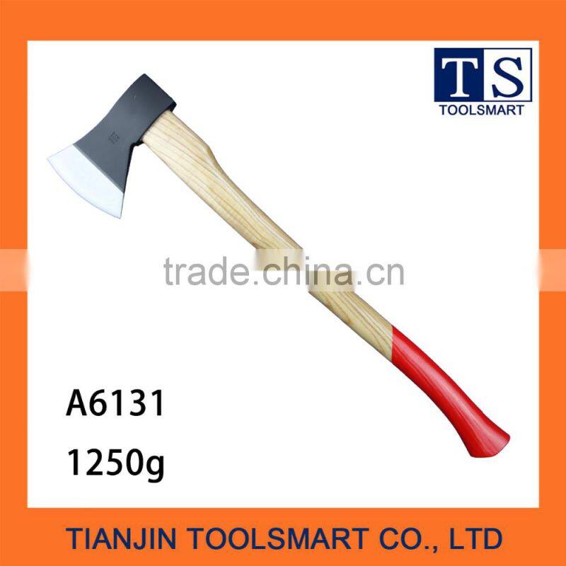 hatchet with wooden handle A6131 1000g