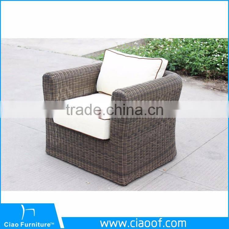 Hotel Handwoven Rattan Sofa Set Beer Garden Furniture