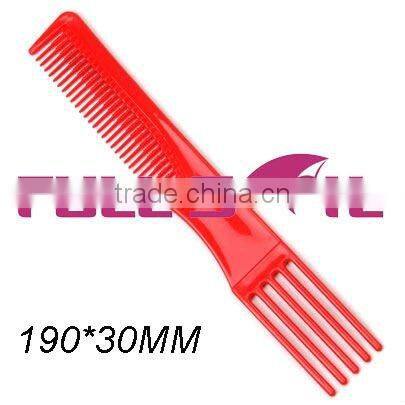 Plastic comb