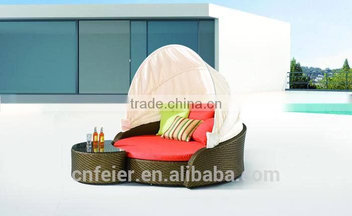 good quality rattan double sun lounger