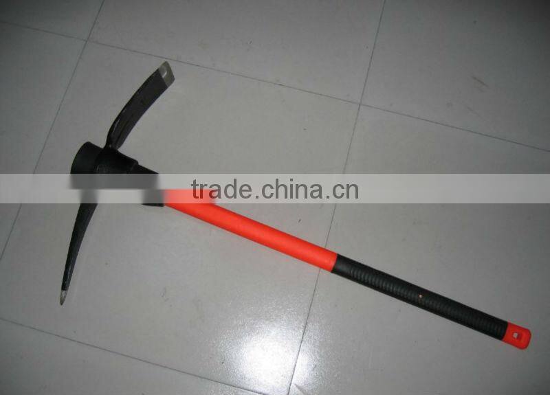 pick axe with fiberglass handle P406