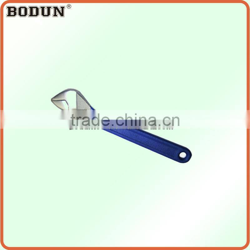 D2013 One-color plastic handle adjustable wrench/spanner