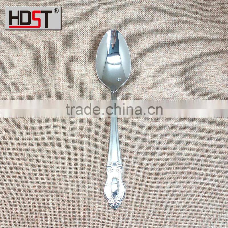 2016 years alibaba Hot selling Delicate wooden boxes 24pcs stainless cutlery set