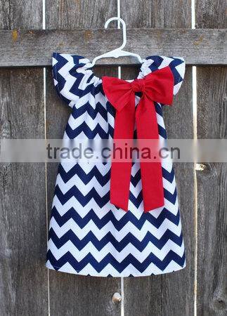 2014Hot Sale!Lovely Baby Girls Cotton Casual Dress Girls Smocked Winter Dress With Bow For Christmas Garment Toddler's Clothes