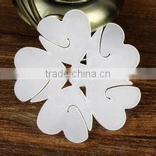2014 Wholesale Plastic Five in One Plum flower Balloon Clips