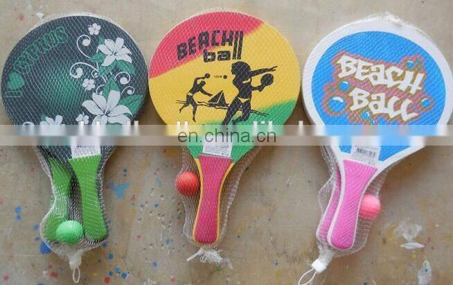 Great For Summer fun Beach Tennis Wooden Paddle Game Set Racquet and Ball Game