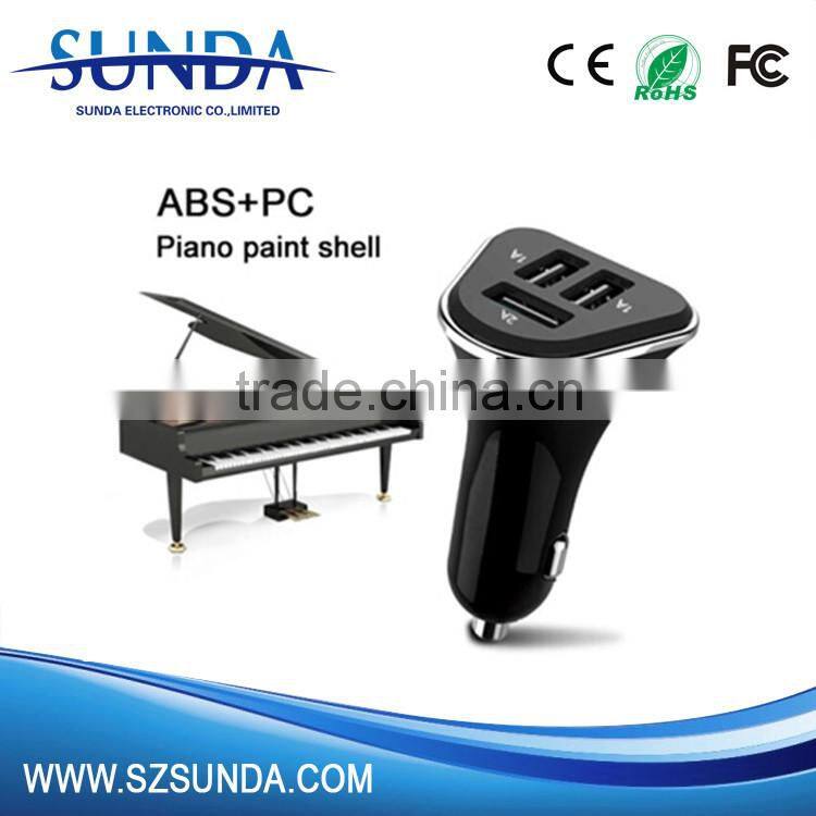 New design white and black color portable 3 usb car charger