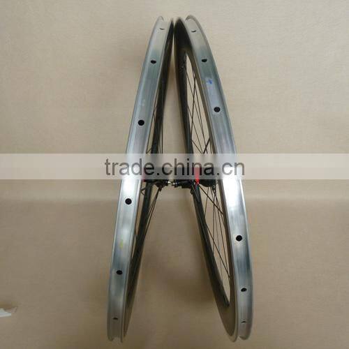 23mm width carbon alloy wheels clincher 60mm depth Aluminum braking surface carbon wheels