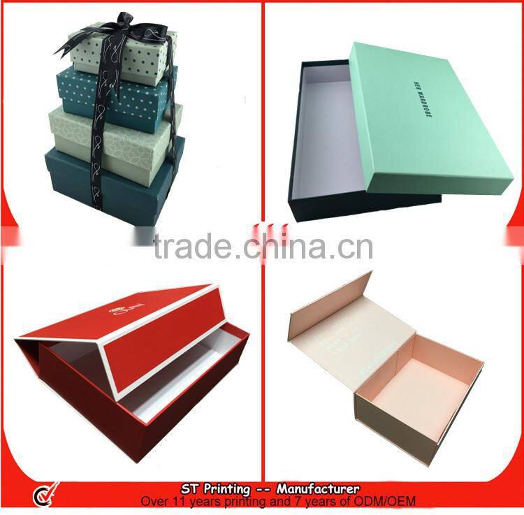 empty small fancy paper chocolate gift packaging box