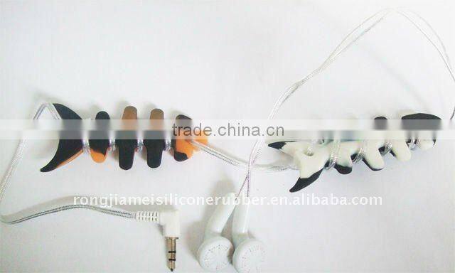 Silicone fish shape the headset bobbin winder